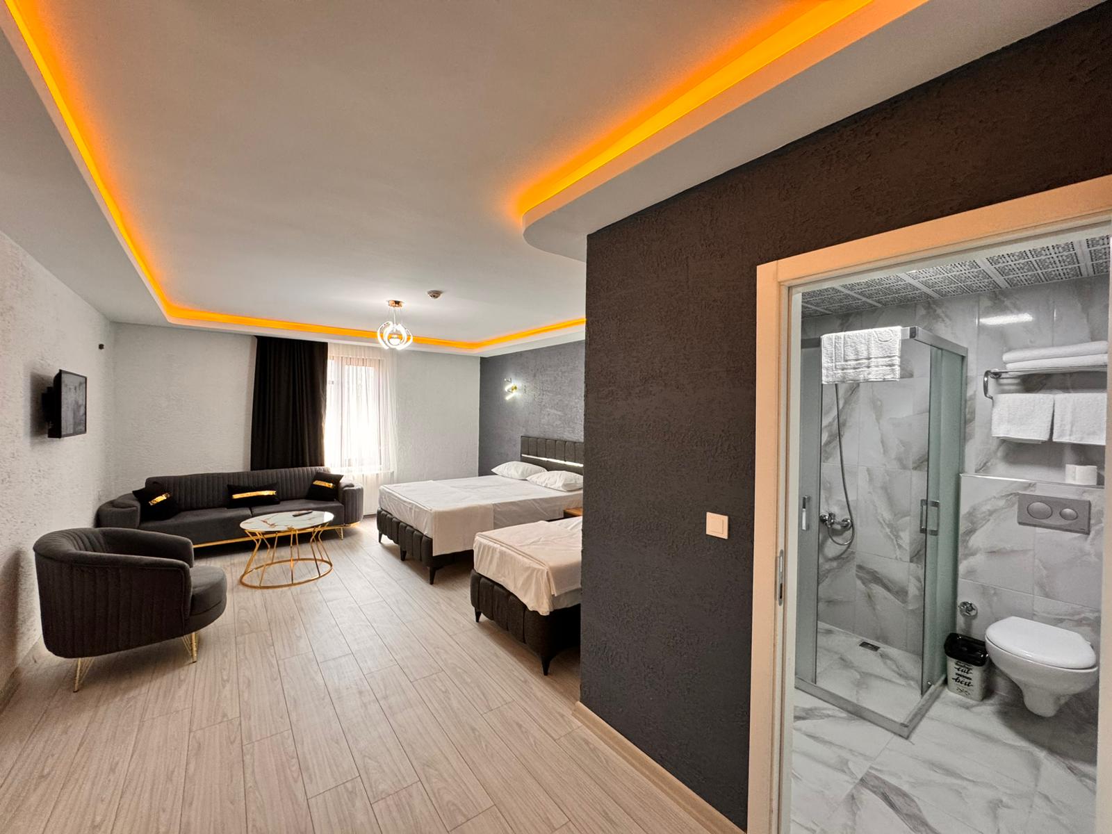 Yazıcı Suite Oda 211