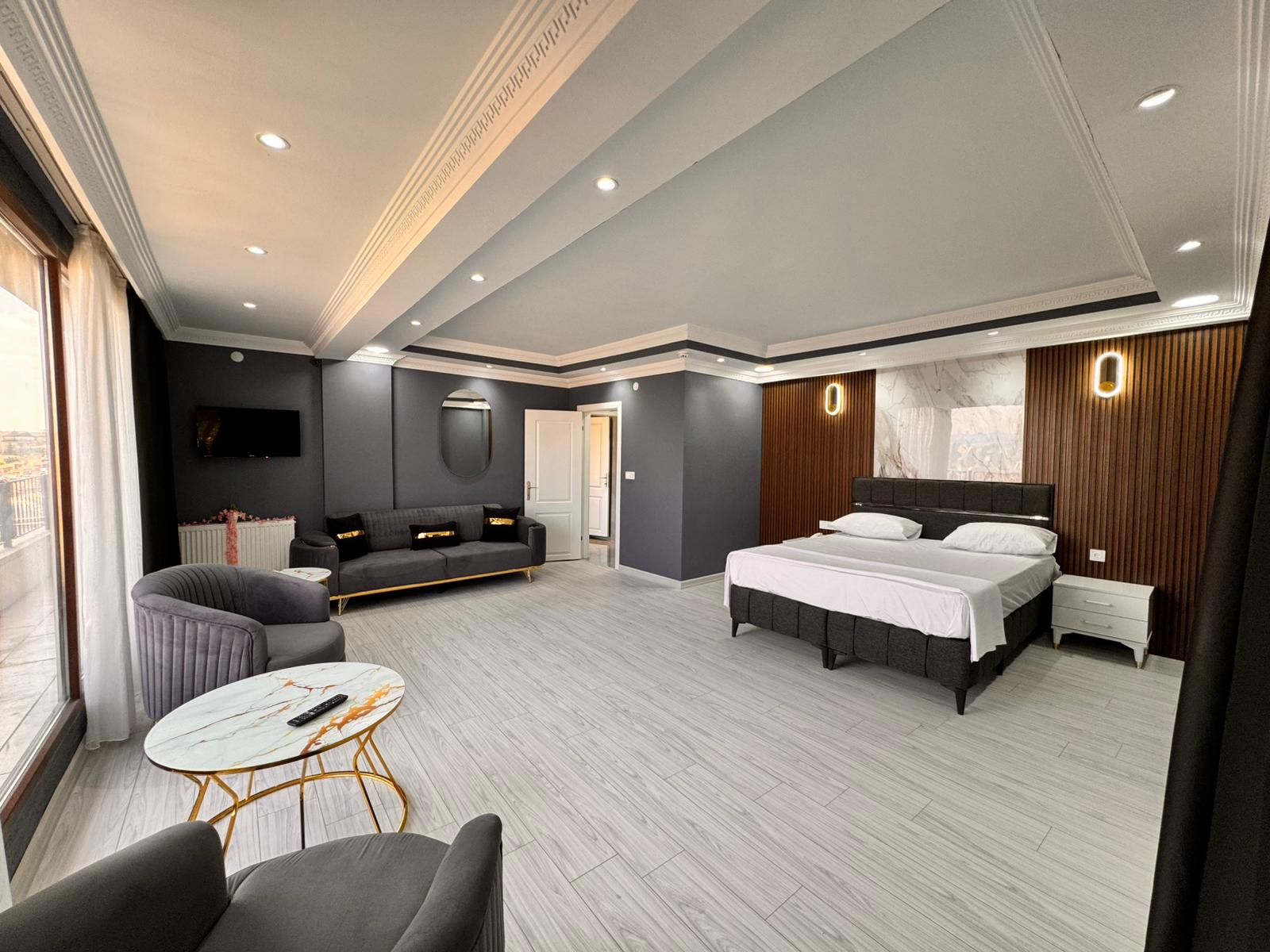Yazıcı Suite Jakuzili VIP Oda 419